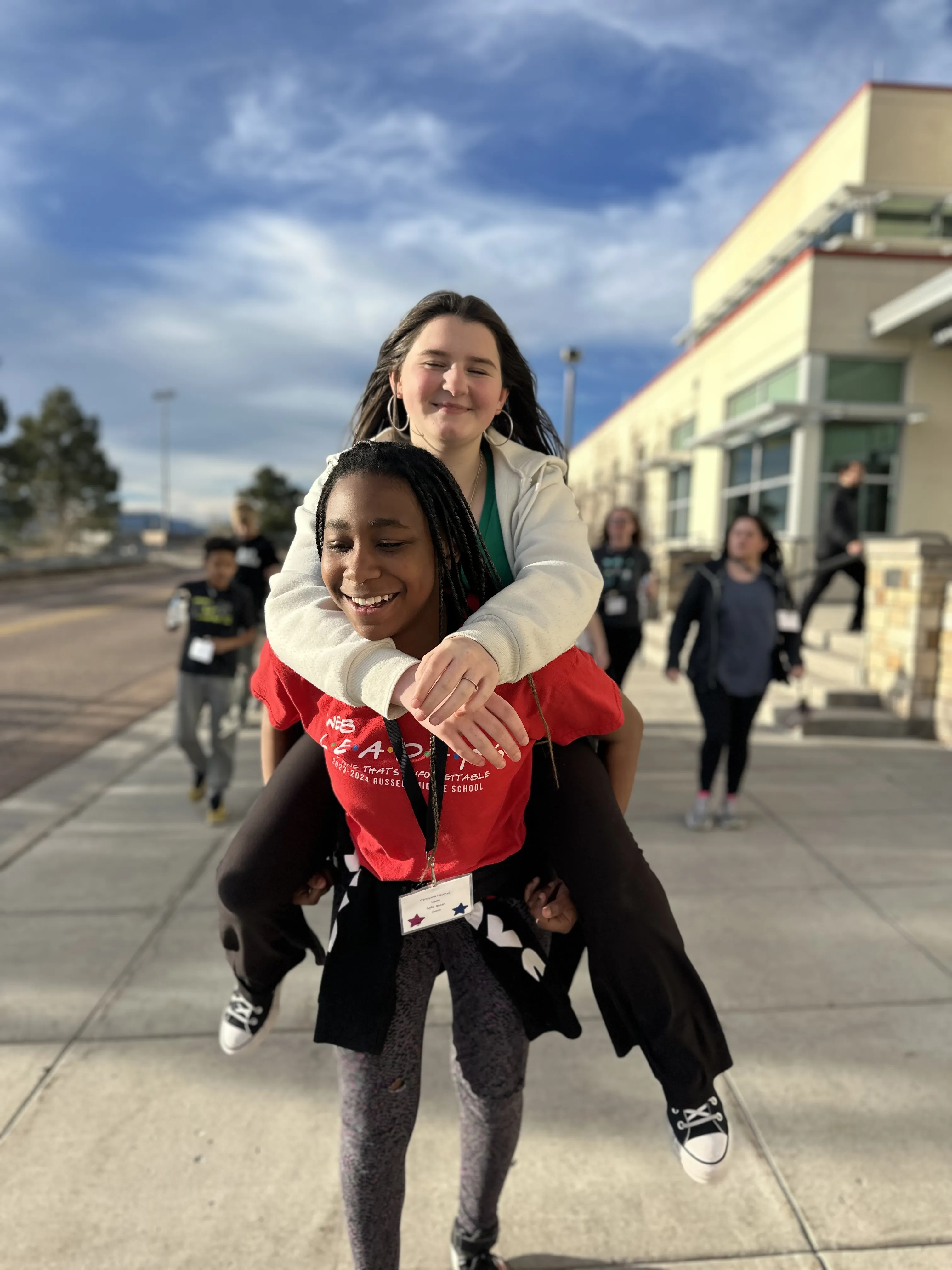 Campus Connections mentees walking.