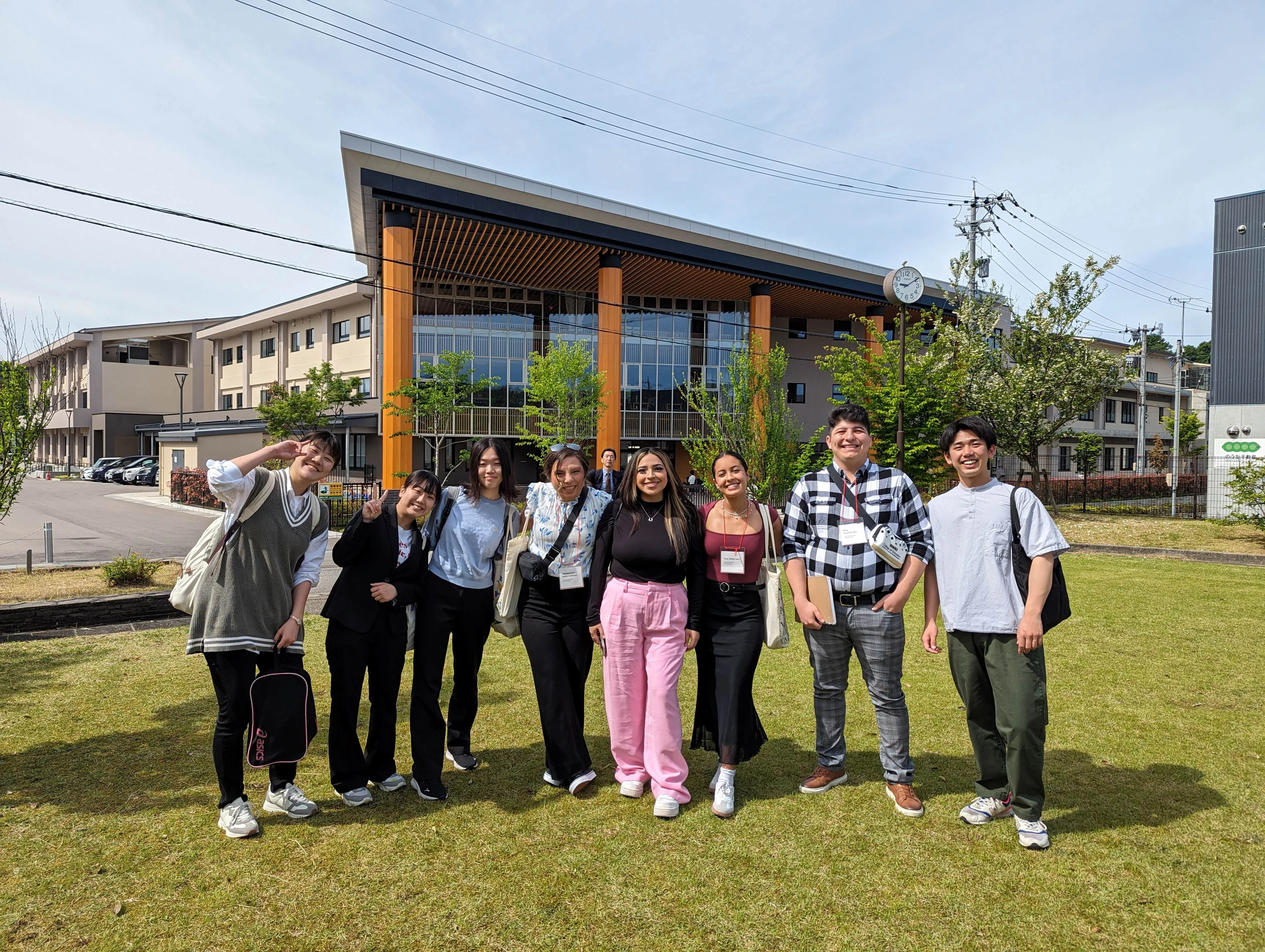 UCCS students in front an elementary school in Kanazawa, Japan